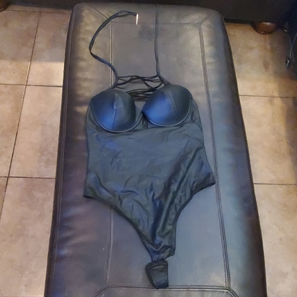 Sexy Frederick's teddy... BRAND NEW!! - Picture 3 of 8